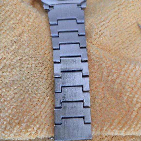 Islander ISL-142 Monster Automatic Watch Pink Dial - Picture 12 of 13